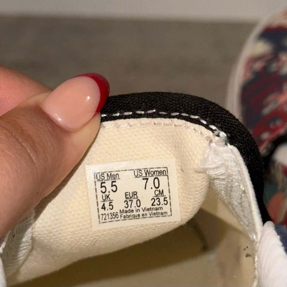 Vans Classic Slip On Crew Floral Men’s 5.5 / Women's 7 Blue Purple Red Shoes - Picture 6 of 7